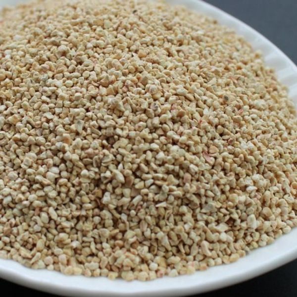 Corn Cob Meal from 인도네시아 supplied by Fortuna Lancar Sejahtera - PP Bags (50kg) 옥수수글루텐박