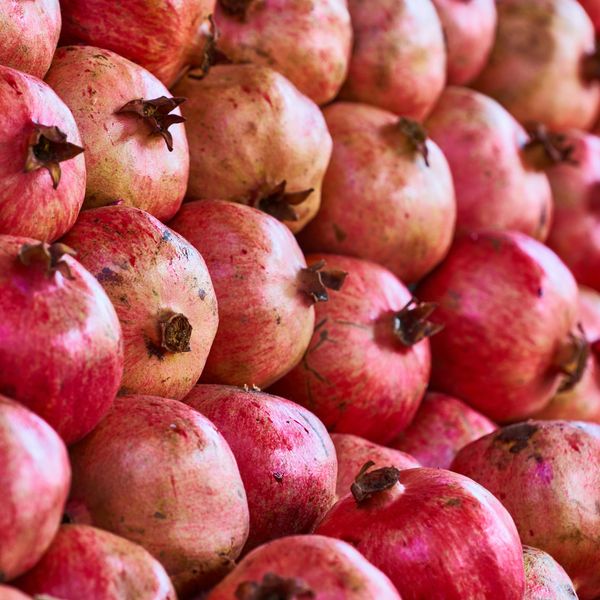 Pomegranate from 인도 supplied by Liberty Exports - 밝은 빨간색 신선 석류