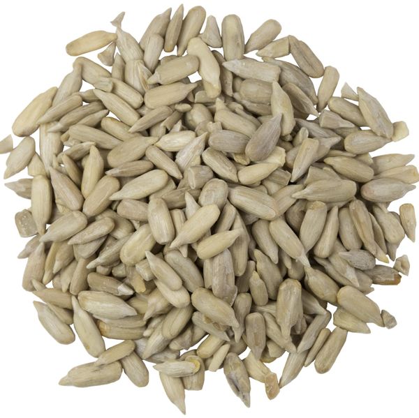 Sunflower kernels bakery grade from Bulgaria supplied by Prima Materia Food Ingredients GmbH - Dehulled (=Dehusked) Sunflower Seed