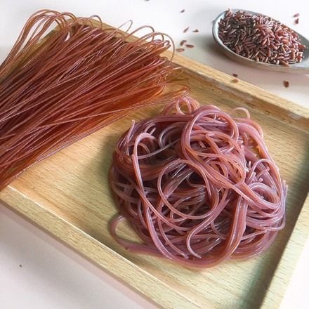 Brown rice vermicelli noodle cooking gluten free for loss weight high quality from Vietnam from 베트남 supplied by SAFIMEX JOINT STOCK COMPANY - Thin 국수