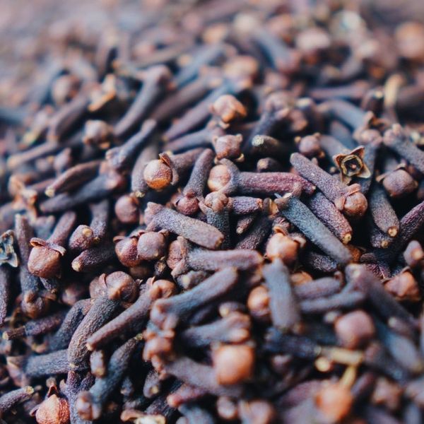 Clove Lalpari from Indonesia supplied by CV. Bumi Maju Sejahtera - Dried Whole Clove
