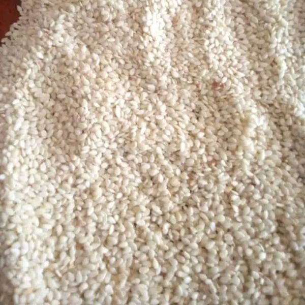 SESAME WHITE, BROWN, MIX from 토고 supplied by All Natural International - 생 참깨