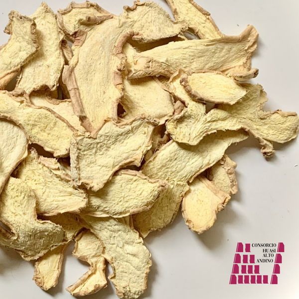 Ginger flakes from 페루 supplied by Consorcio Huasi Alto Andino - 수출 품질 통생강
